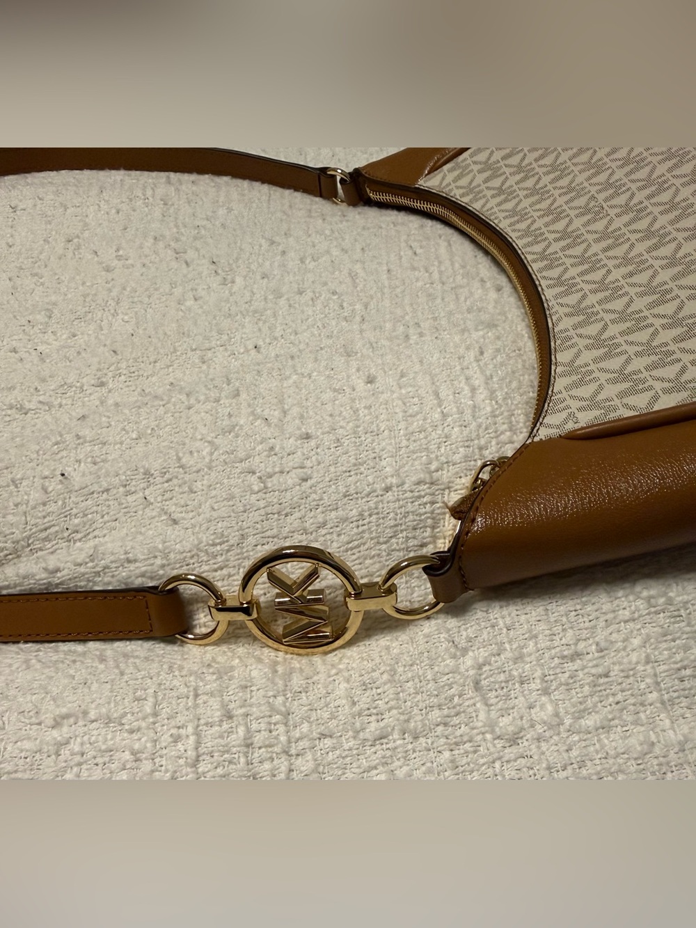MICHAEL KORS Cheryl Medium Leather Crossbody Bag - Picture 5 of 6